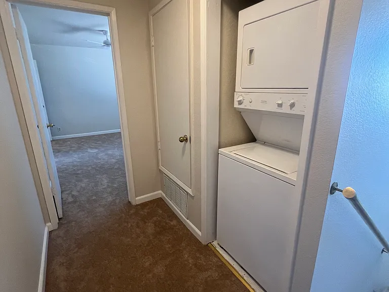1512 Willard Garden Ct — Photo 8