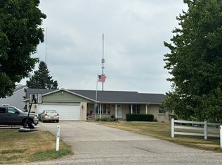 7087 Byron Rd, Zeeland, MI 49464