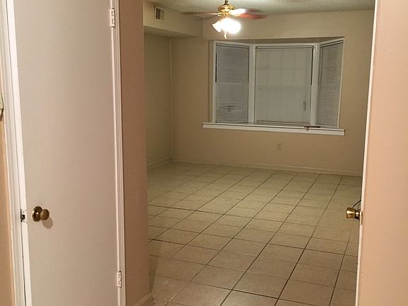 2nd image of 5226 Flowering Peach Dr