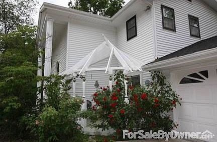 Gazebo w/rose garden