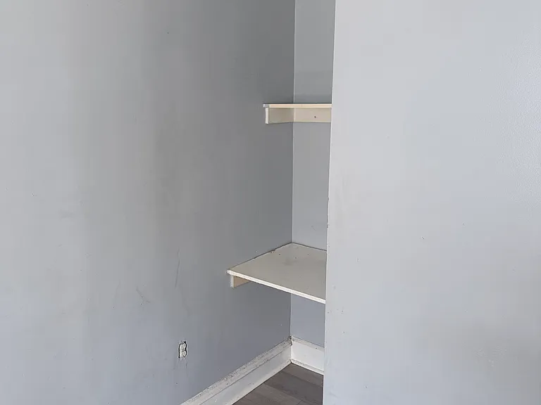 123 W Olney Ave #B2 — Photo 2