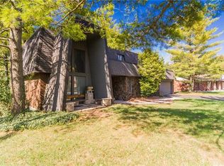 86 Glendale Dr, Glen Carbon, IL
