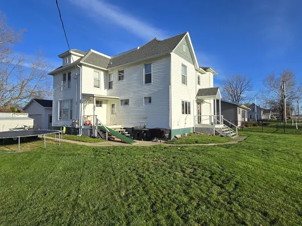 209 Spruce St, Wilton, IA 52778