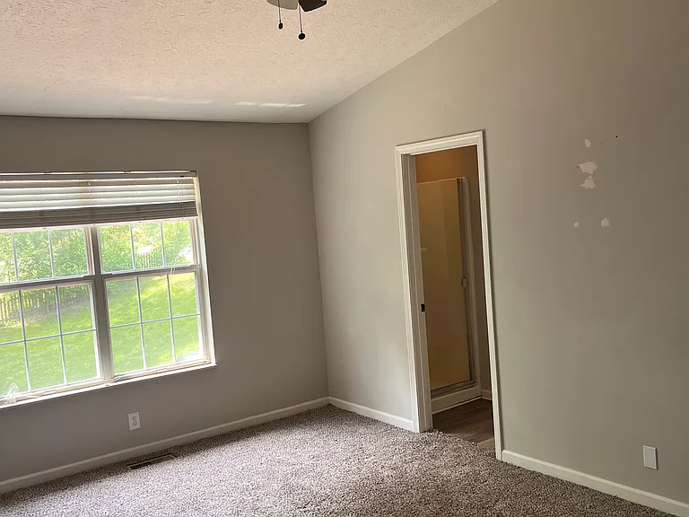 1000 Tulip Grove Rd #A/B — Photo 2