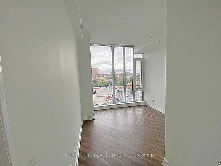 9618 Yonge St #605 — Photo 10