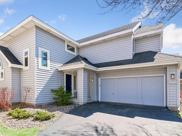 15585 17th Pl N, Plymouth, MN 55447