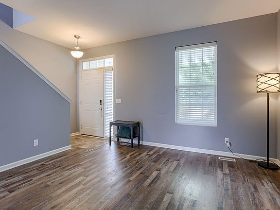 3rd image of 6459 Elm Hurst Dr