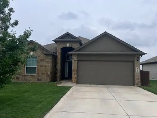 472 Copper Hill Dr, New Braunfels, TX 78130