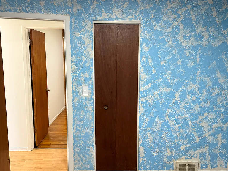 19405 Opal St — Photo 12