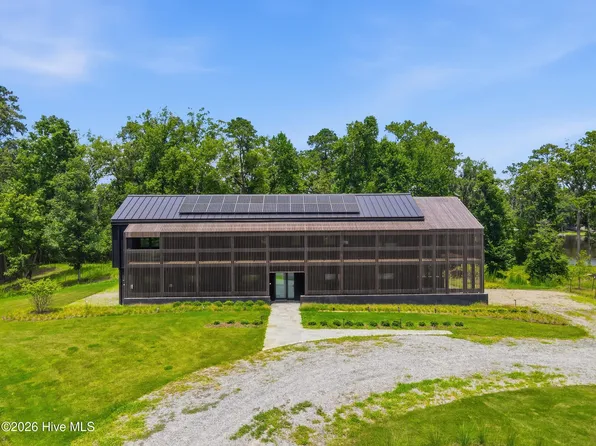 4725 Creeks Junction Road, Blounts Creek, NC 27814