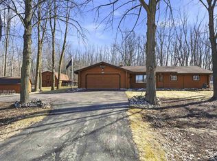 N8874 S Coop Rd, Menasha, WI 54952