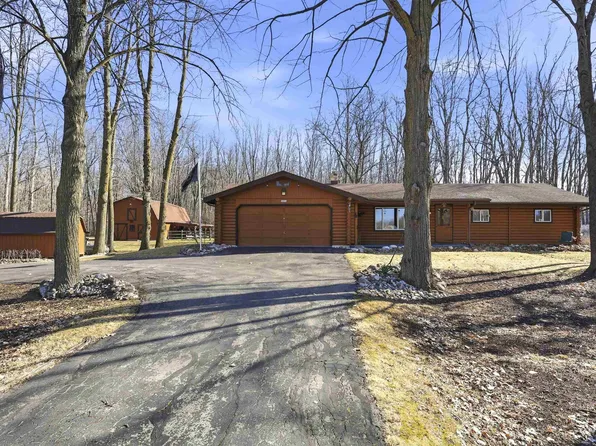 N8874 S Coop Rd, Menasha, WI 54952