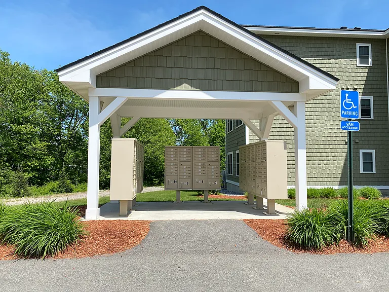 The Ridge at Eastern Trails Apartments — Photo 6