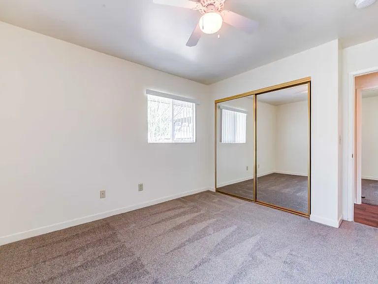 Santa Cruz - Military Housing — Photo 9