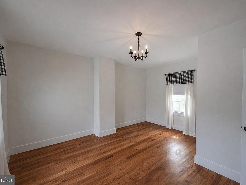 29th image of this home