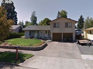 656 65th St, Springfield, OR 97478