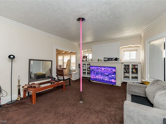 5th image of 3608 E 147th St