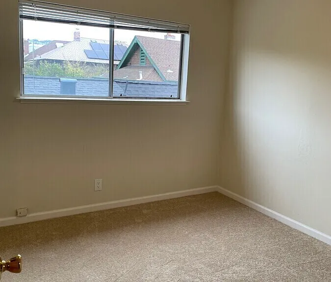 2321 Webster St #15 — Photo 9