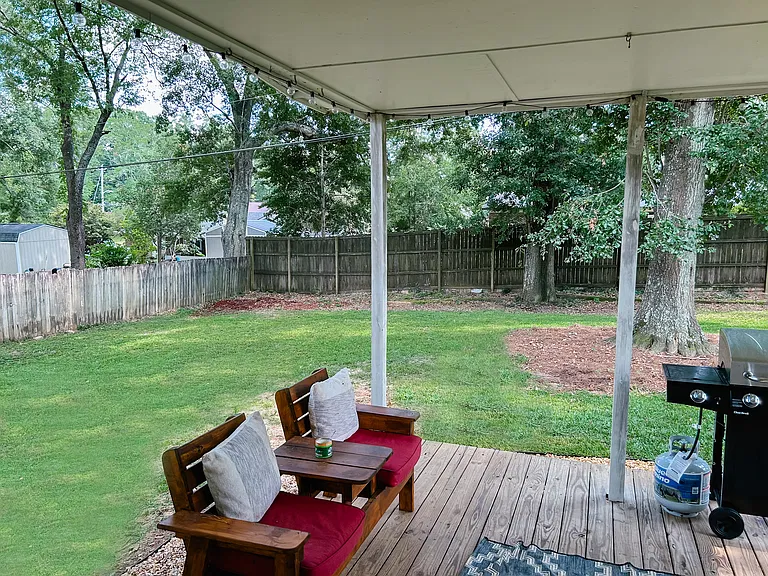Antler Dr — Photo 17