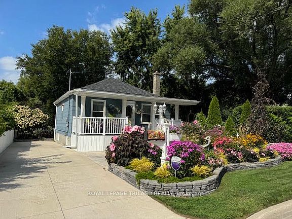 2nd image of 1178 Princess Ave