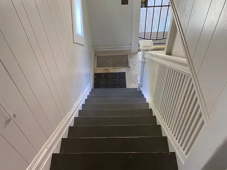 906 Larned St #906.5 — Photo 14