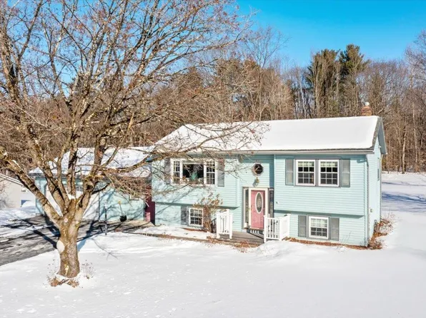 21 Kim Lane, Milton, VT 05468