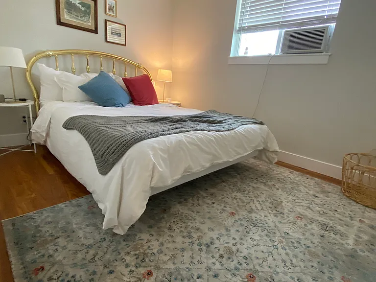 422 E Emerson Ave — Photo 5