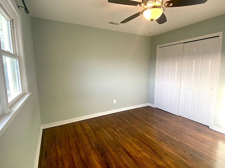 630 Race St — Photo 19