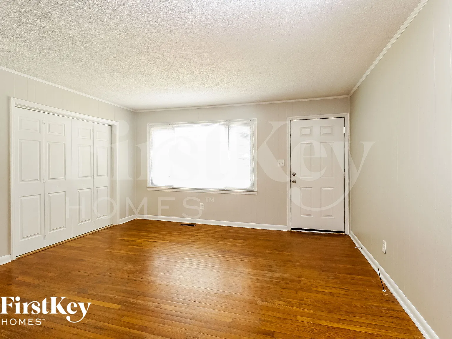3 bed, 1.5 bath, 1306 sqft, $1,850 — Photo 3