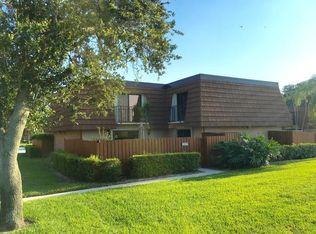 3027 30th Ct, Jupiter, FL 33477