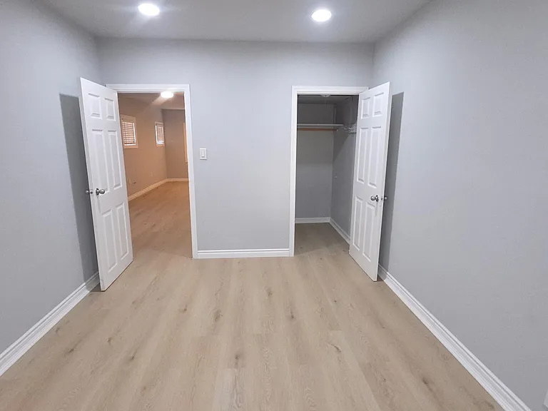 230 Daroca Ave — Photo 4