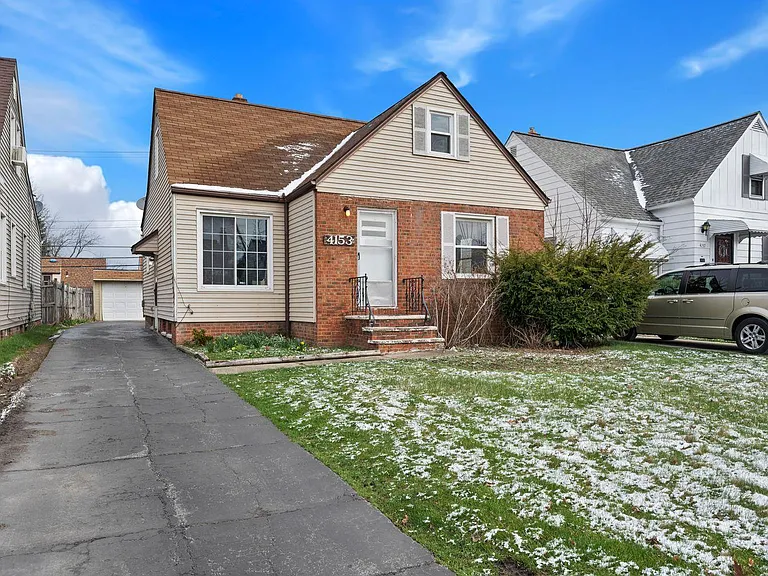 4153 Stilmore Rd — Photo 2