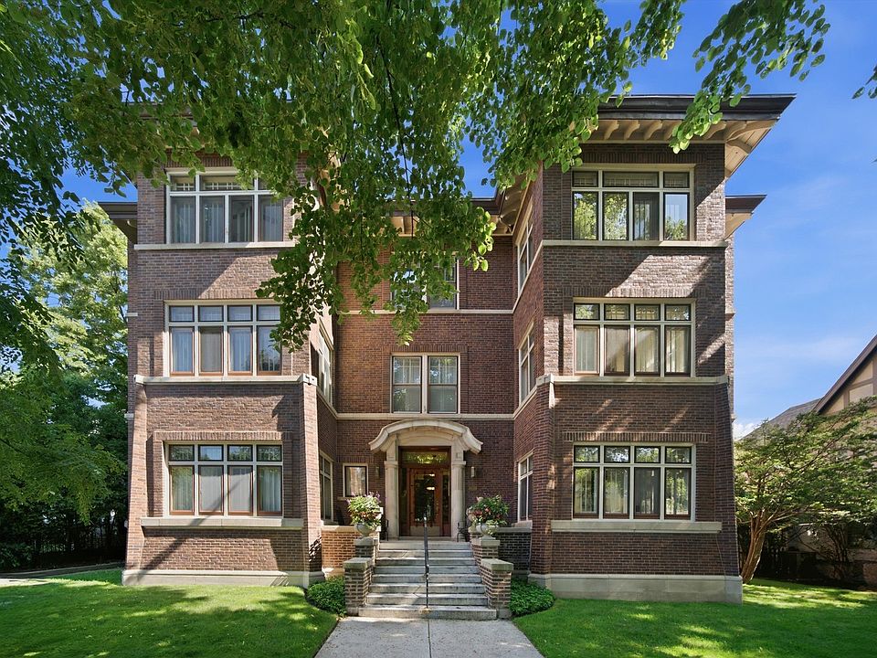 1st image of 425 Greenwood St APT 1E
