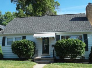 1926 W Rundle Ave, Lansing, MI 48910