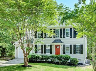 402 Greystone Dr, Durham, NC 27703