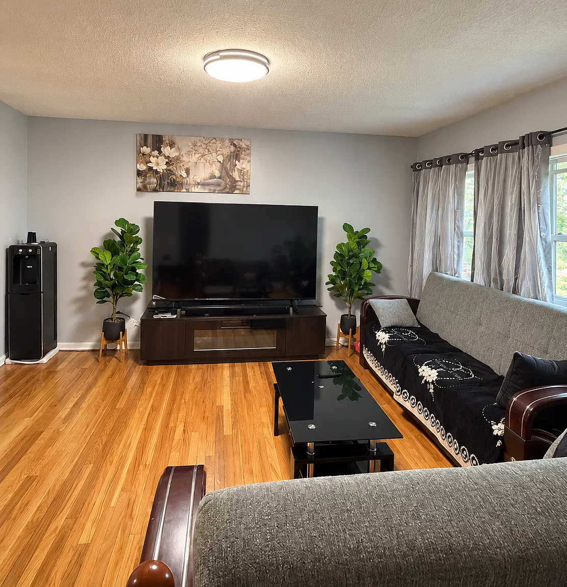 4 bed, 1600 sqft, $2,650 — Photo 2