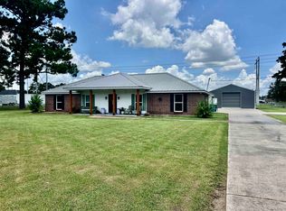 714 Gateway Dr, Lake Charles, LA 70611