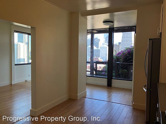 4th image of 409 Vallejo St #A