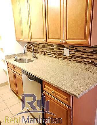 5th image of 156 E 30th St #Penthouse