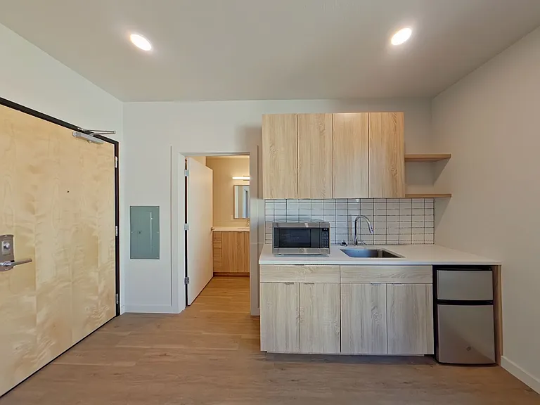 11th and Ferry Lofts — Photo 40