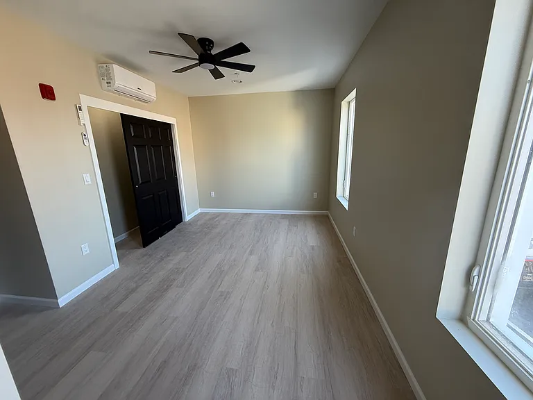 1015 Lancaster Ave #2A — Photo 15