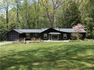 459 White School Rd, Greensburg, PA 15601