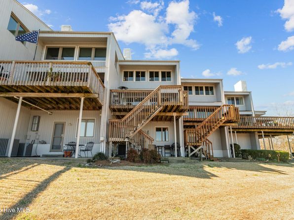 23 Batts Hill Road, New Bern, NC 28562