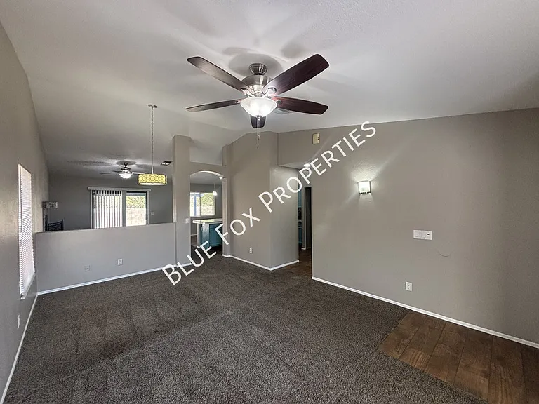 9825 N Camino Vado — Photo 3