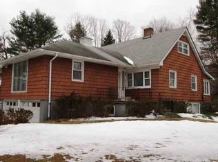 1 Sun Hill Rd, Katonah, NY 10536