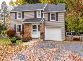 64 Brooklea Dr, Rochester, NY 14624