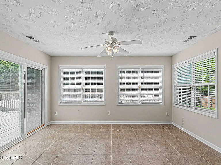 301 Old Dam Rd — Photo 15