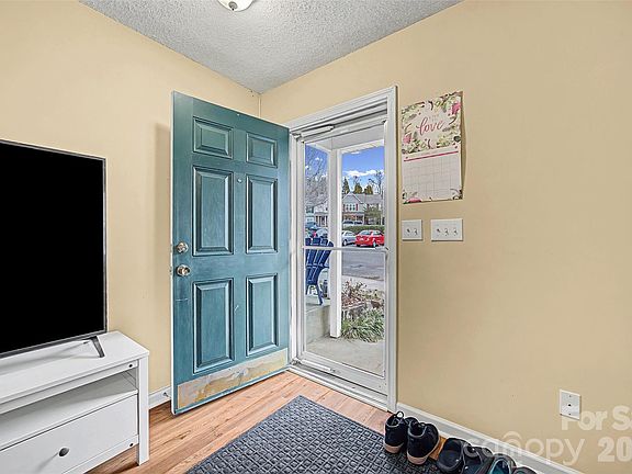 3rd image of 232 Butler Pl