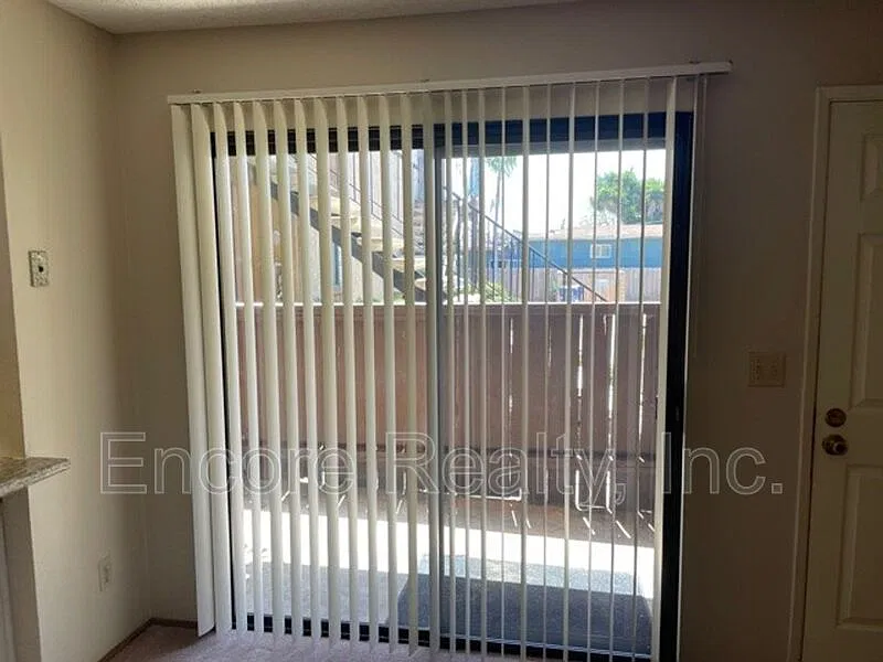 1 bed, 1.0 bath, 667 sqft, $1,650 — Photo 2