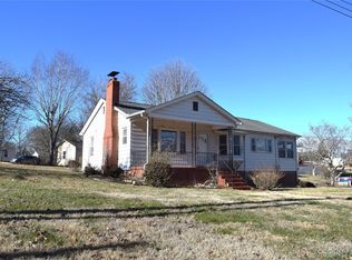109 Logan St, Morganton, NC 28655